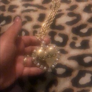 bebe  long necklace like new
